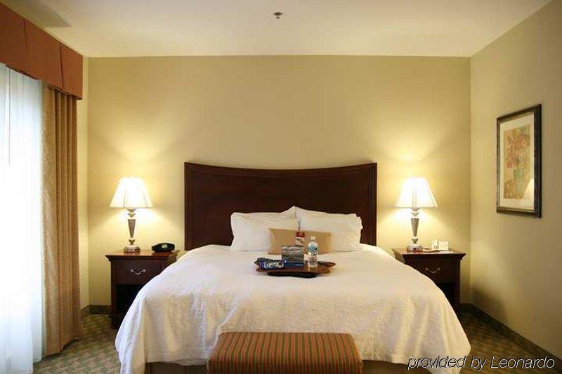 Hampton Inn & Suites Southern Pines-Pinehurst Aberdeen Kamer foto